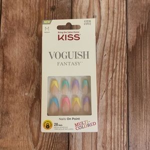 5 for $20 KISS VOGUISH FANTASY NAILS
